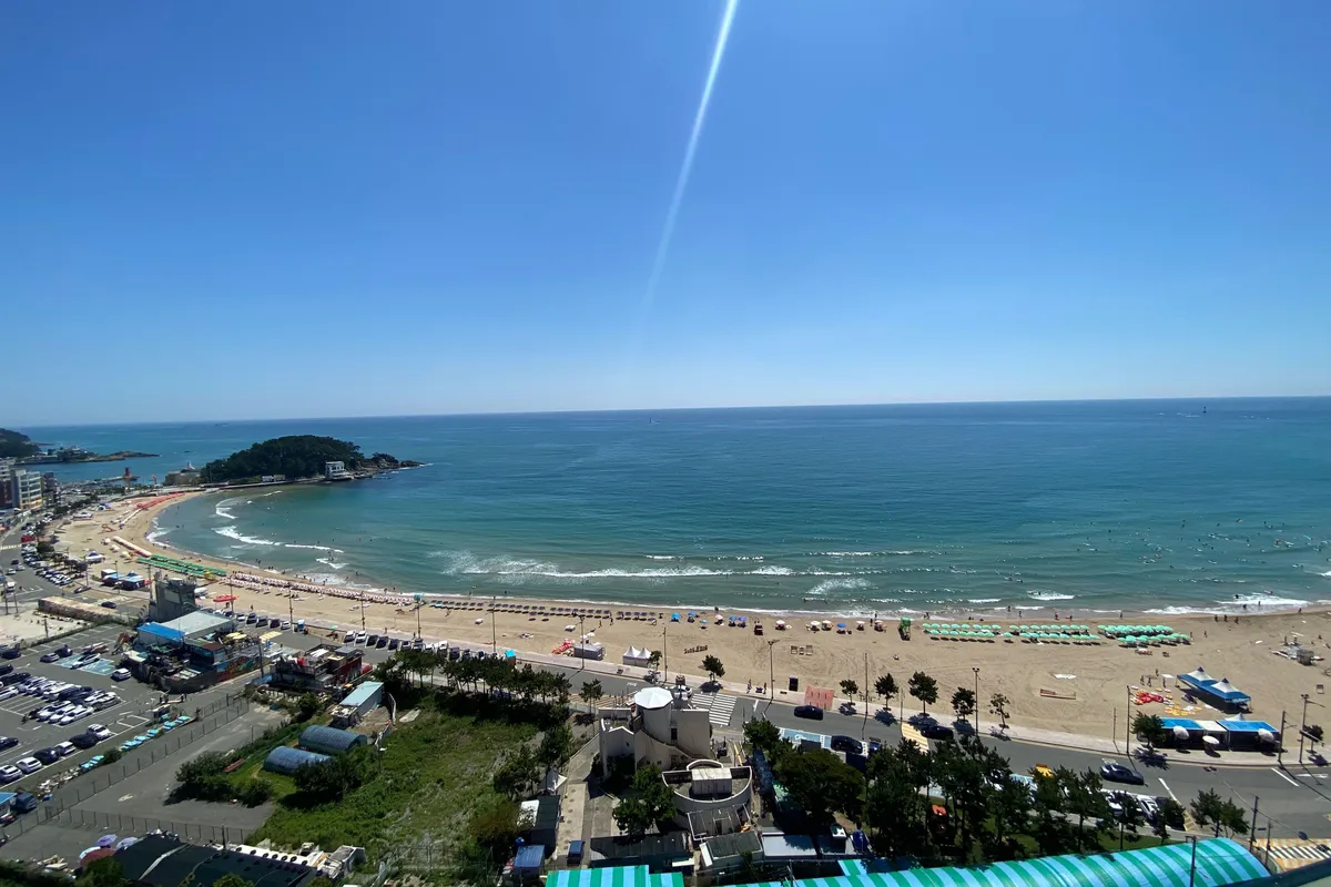 Songjeong Beach